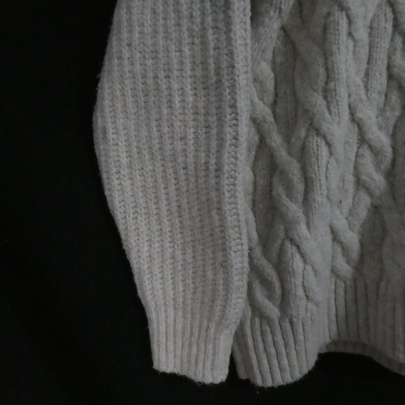 Cream Turtleneck Sweater | xl - extra large - Picture 12 of 16